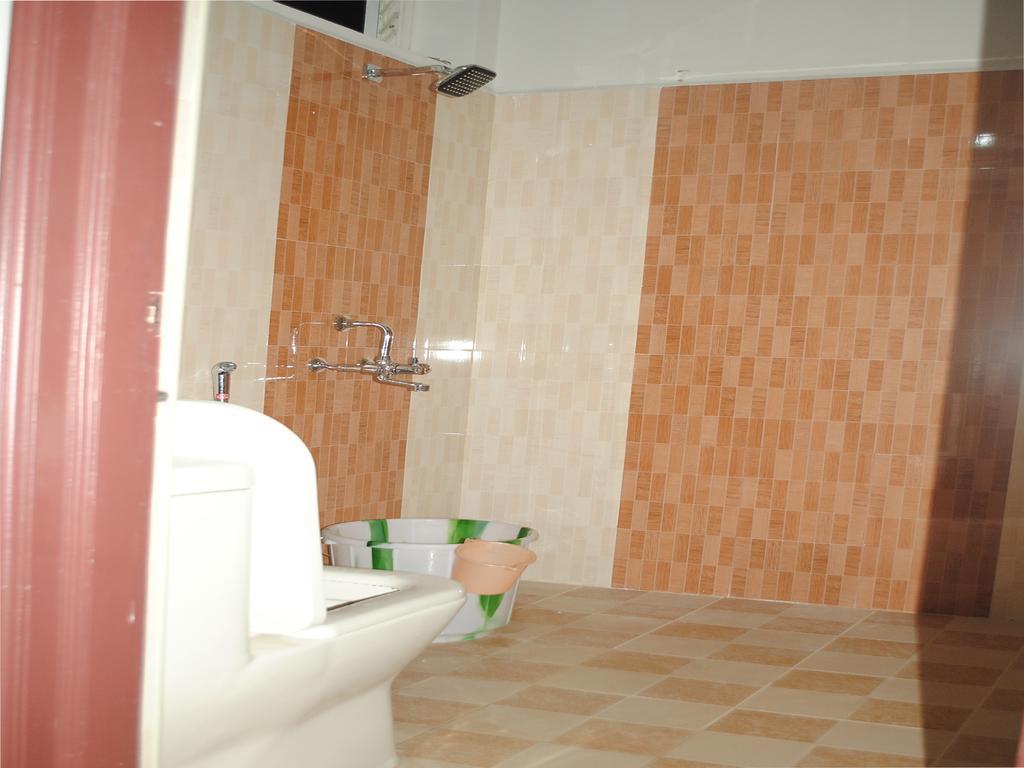 Ssr Hotel Srikalahasti Buitenkant foto